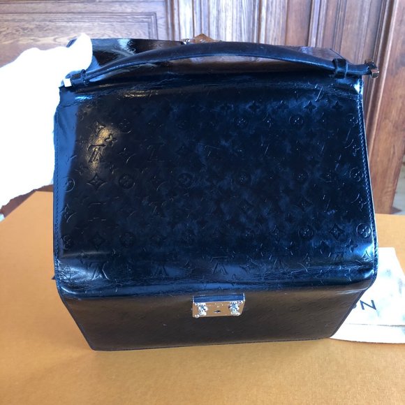 Louis Vuitton Anoushka Black Glace Clutch - Picture 7 of 14